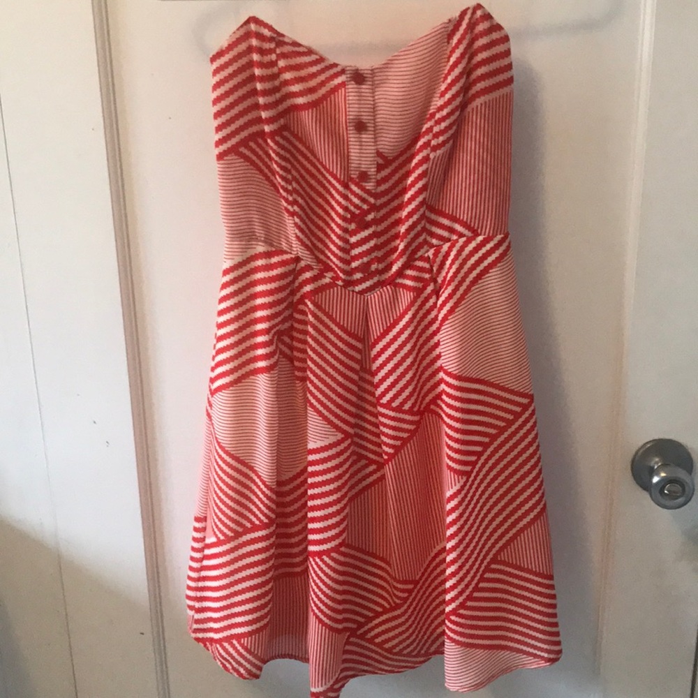 Strapless dress